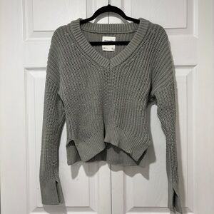 Abercrombie Chunky V-Neck Sage Green Knit Sweater